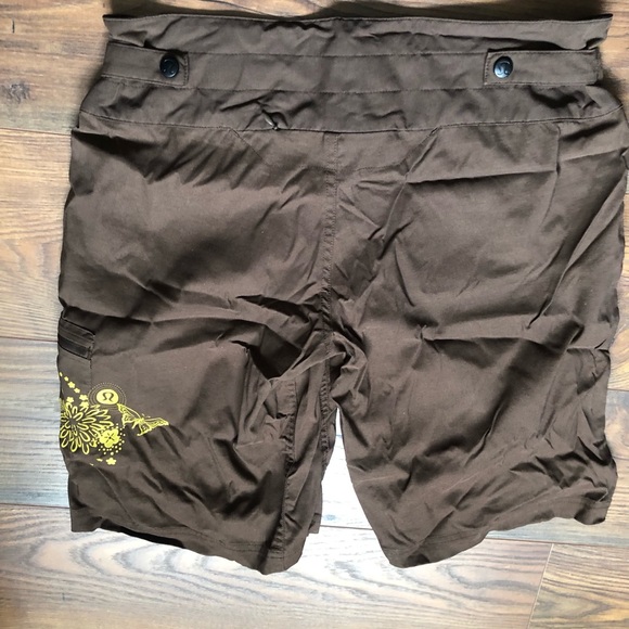 Lululemon size 6 Women’s board shorts hiking shorts quick dry - Picture 2 of 6